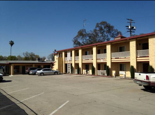 Town & Country Motel Livingston 외부 사진