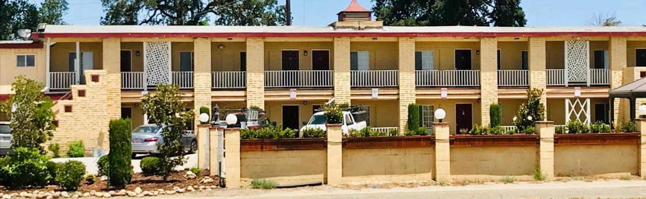 Town & Country Motel Livingston 외부 사진